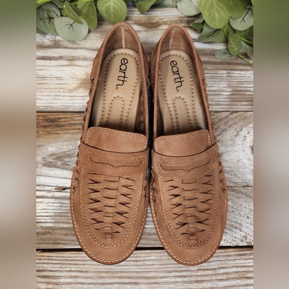 Earth Shoes Etella Tan Woven Leather Round Toe Loafers Size 8.5 - Picture 2 of 8